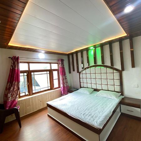 גולמארג Sheen Homestay מראה חיצוני תמונה