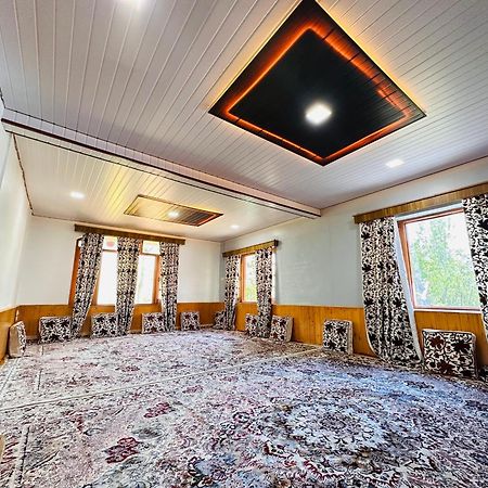 גולמארג Sheen Homestay מראה חיצוני תמונה
