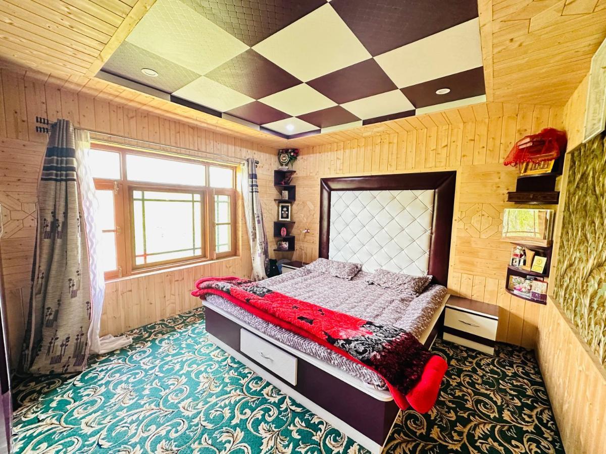 גולמארג Sheen Homestay מראה חיצוני תמונה